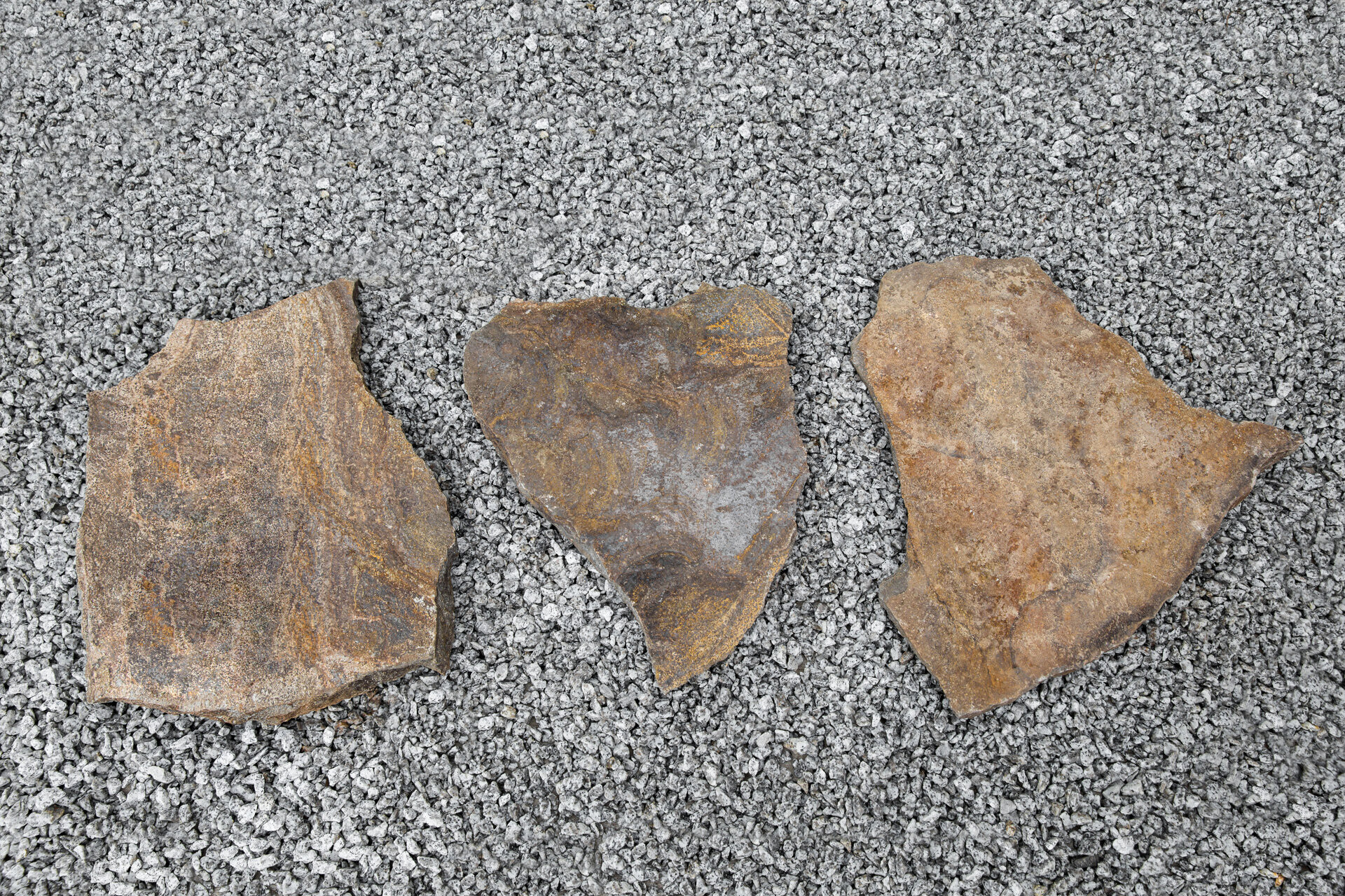 Andezit A52 nášľapné kamene